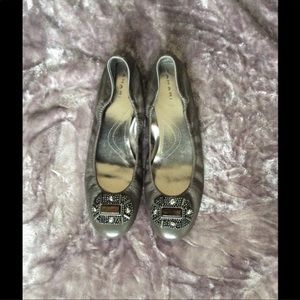 Tahari Ta-cheerful Dress Flats Granite